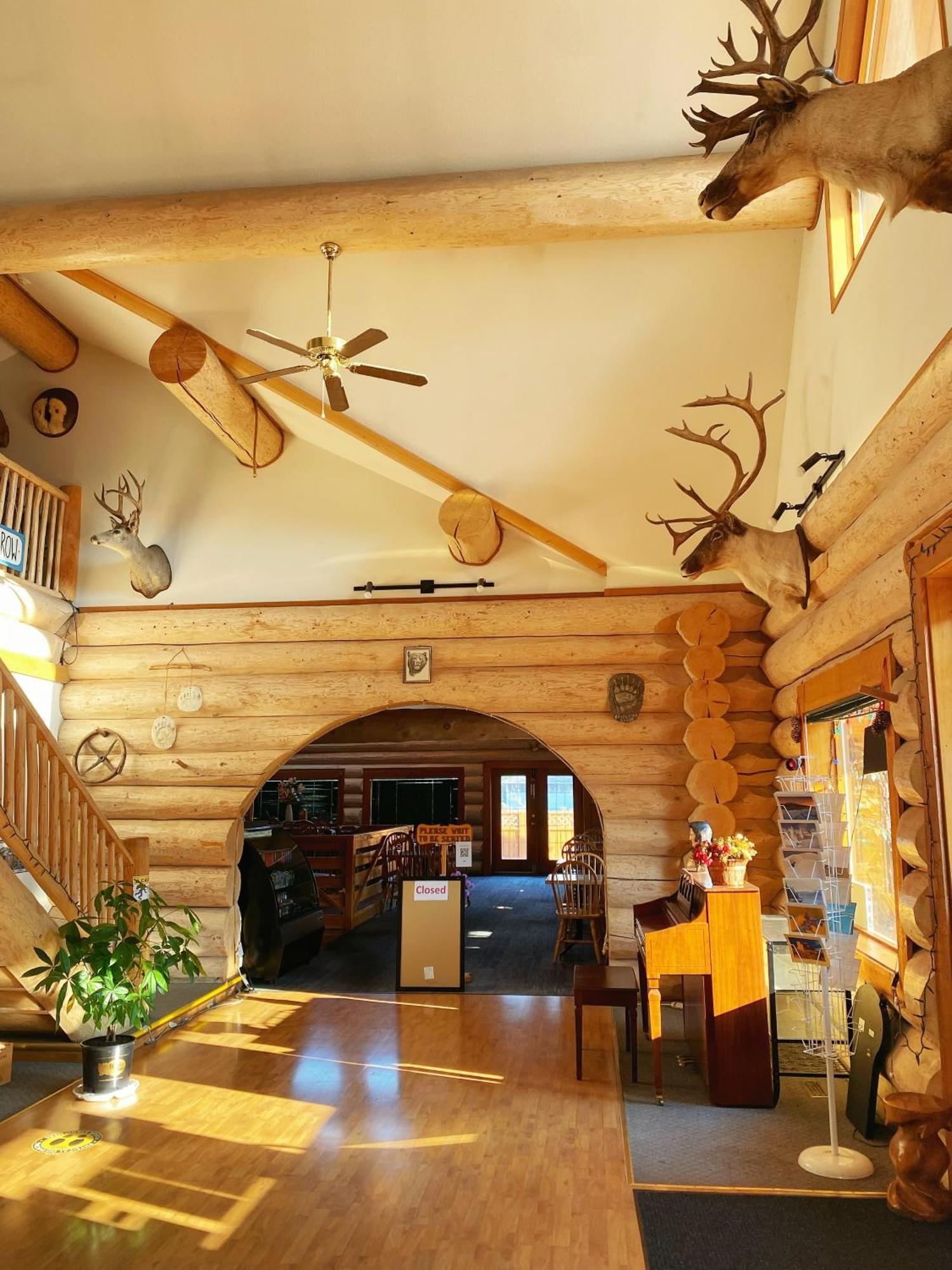 Bear'S Claw Lodge Cache Creek Exterior foto